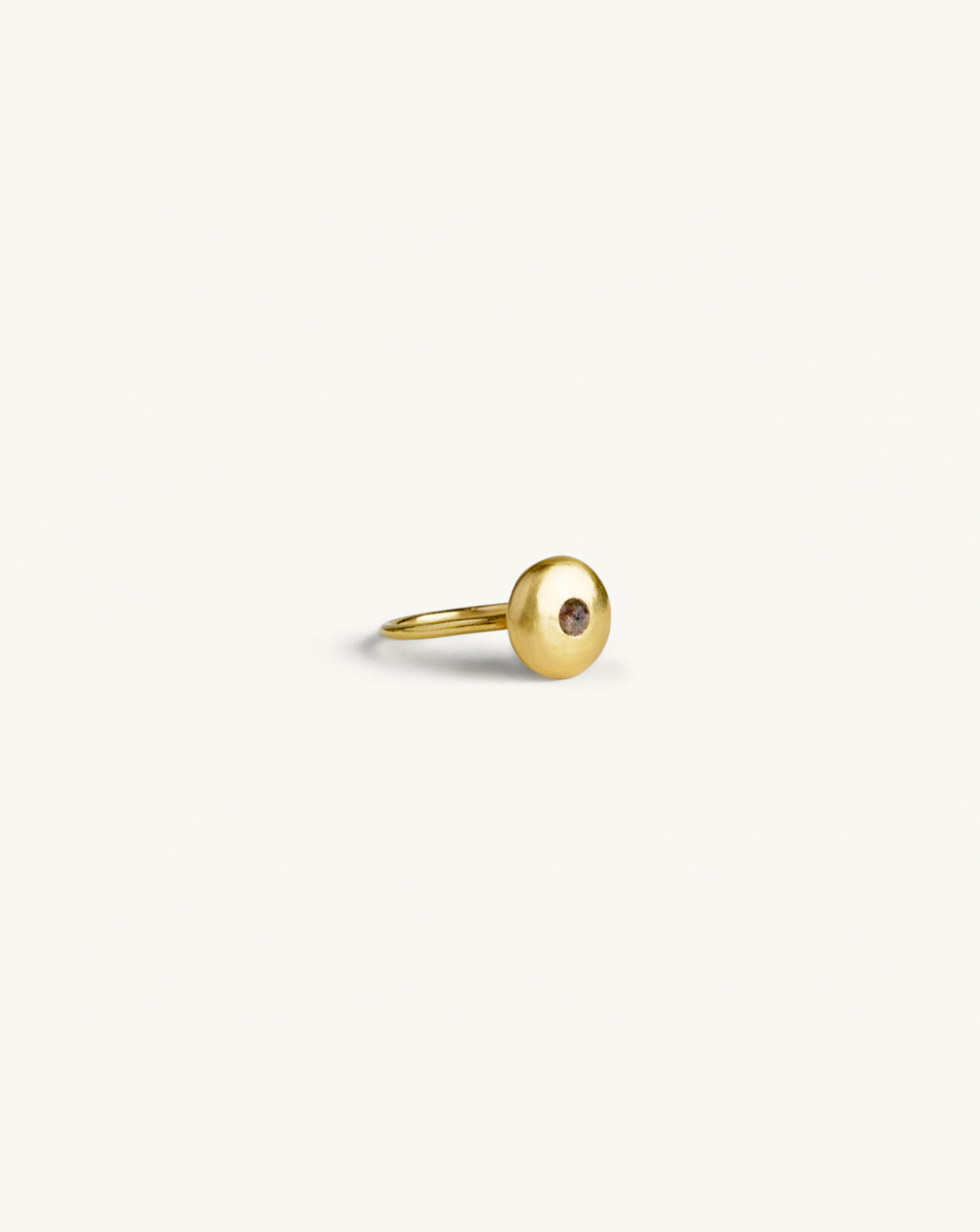 Product image of the i seira gold pod ring