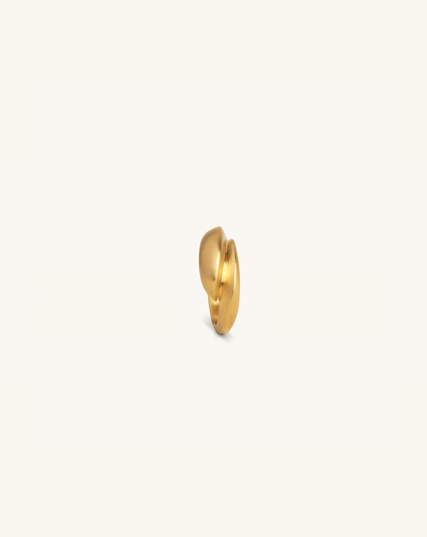 Product image of the sculptural ring in gold