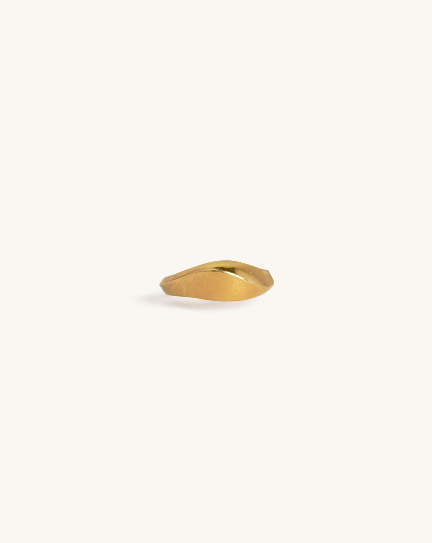 Product image of i seira gold sculptural ring